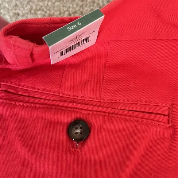 NWT Dockers Ideal Bermuda Woman’s Shorts Size 6 - Picture 7 of 15